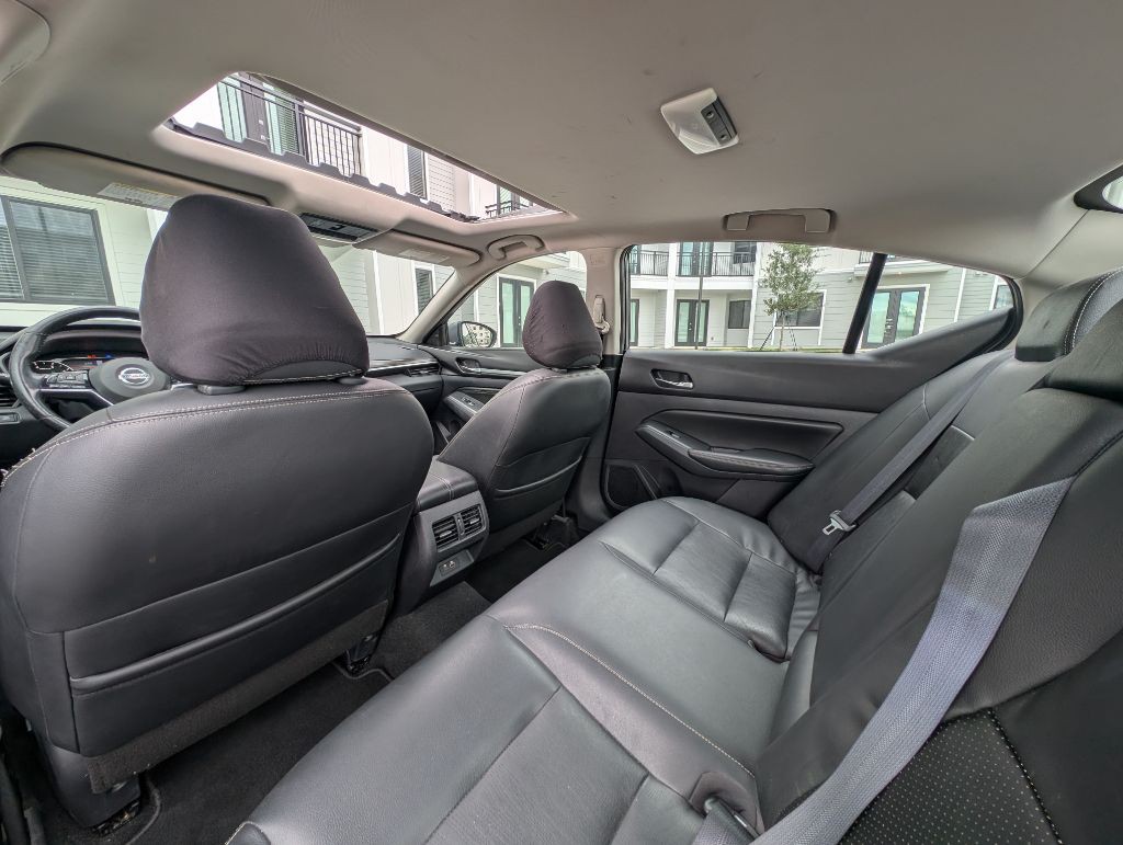 2019 Nissan Altima Image 15