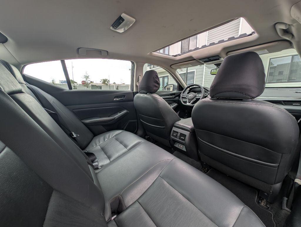 2019 Nissan Altima Image 18