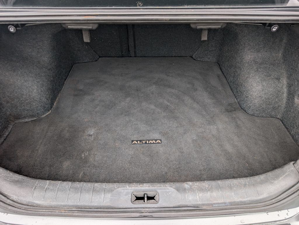 2019 Nissan Altima Image 25