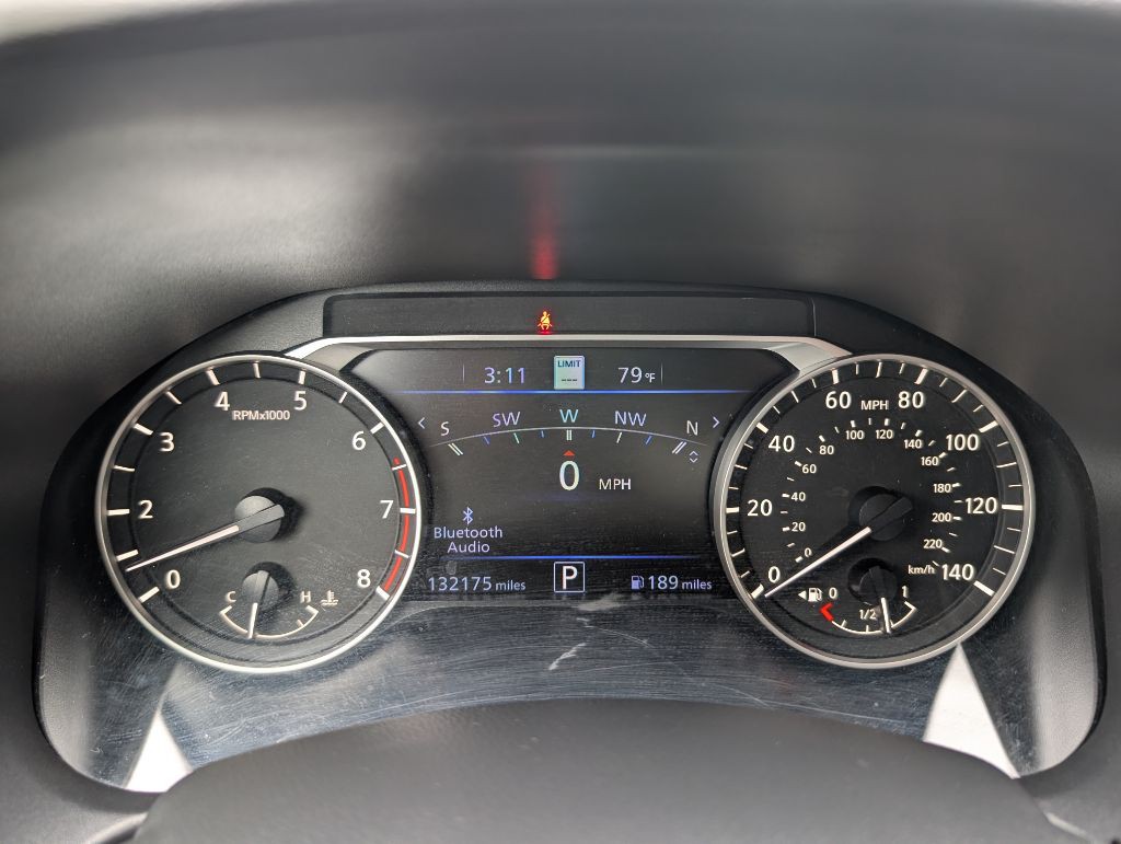 2019 Nissan Altima Image 32