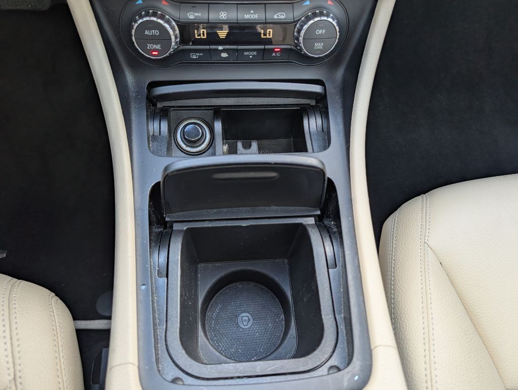 2014 Mercedes-Benz CLA-Class Image 37