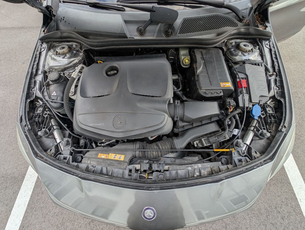2014 Mercedes-Benz CLA-Class Image 42