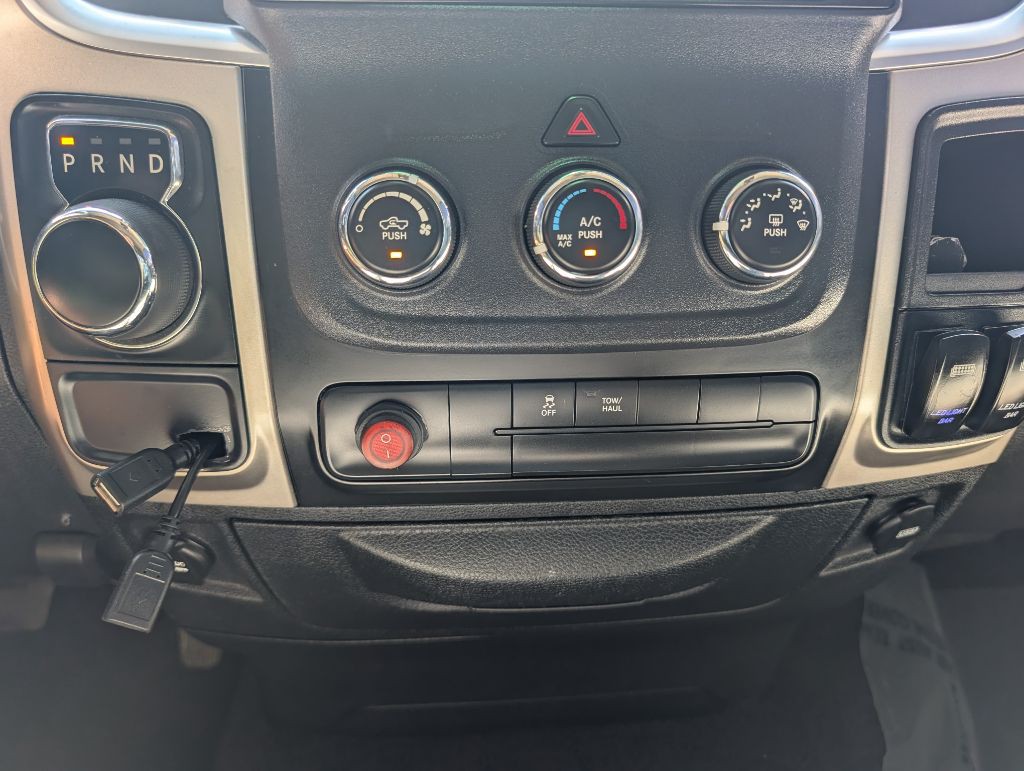 2018 RAM 1500 Image 32