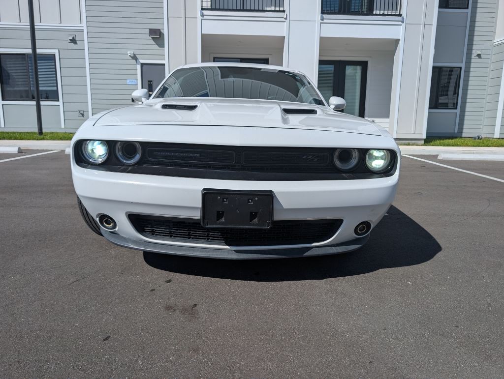 2017 Dodge Challenger Image 2