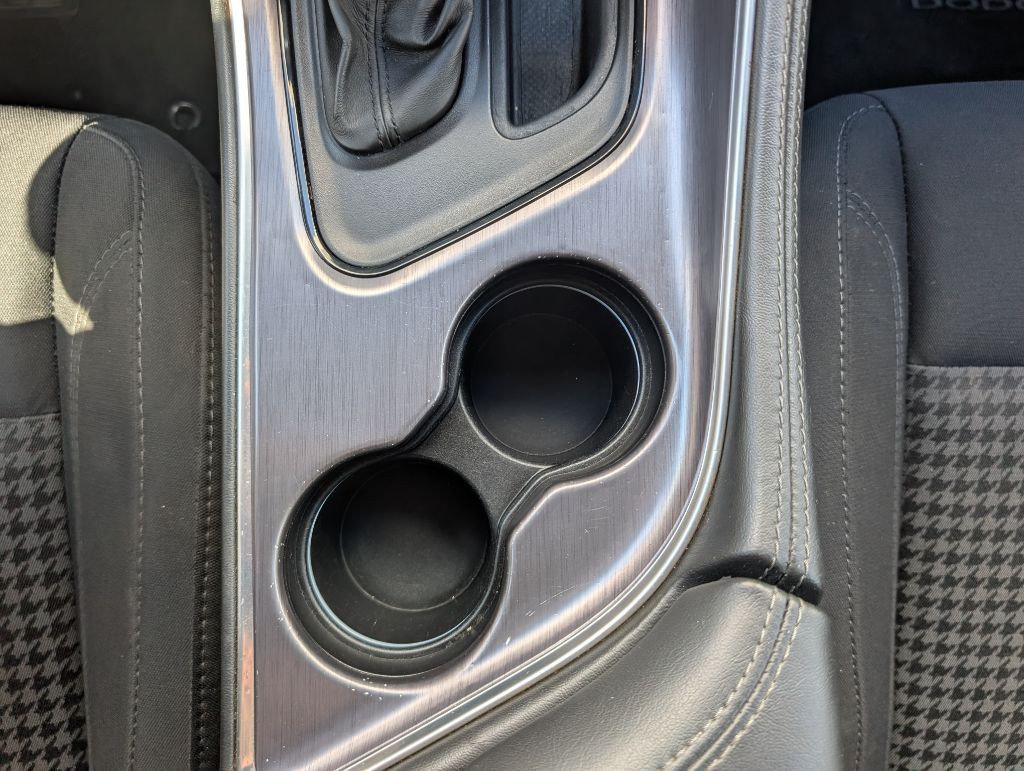 2017 Dodge Challenger Image 28