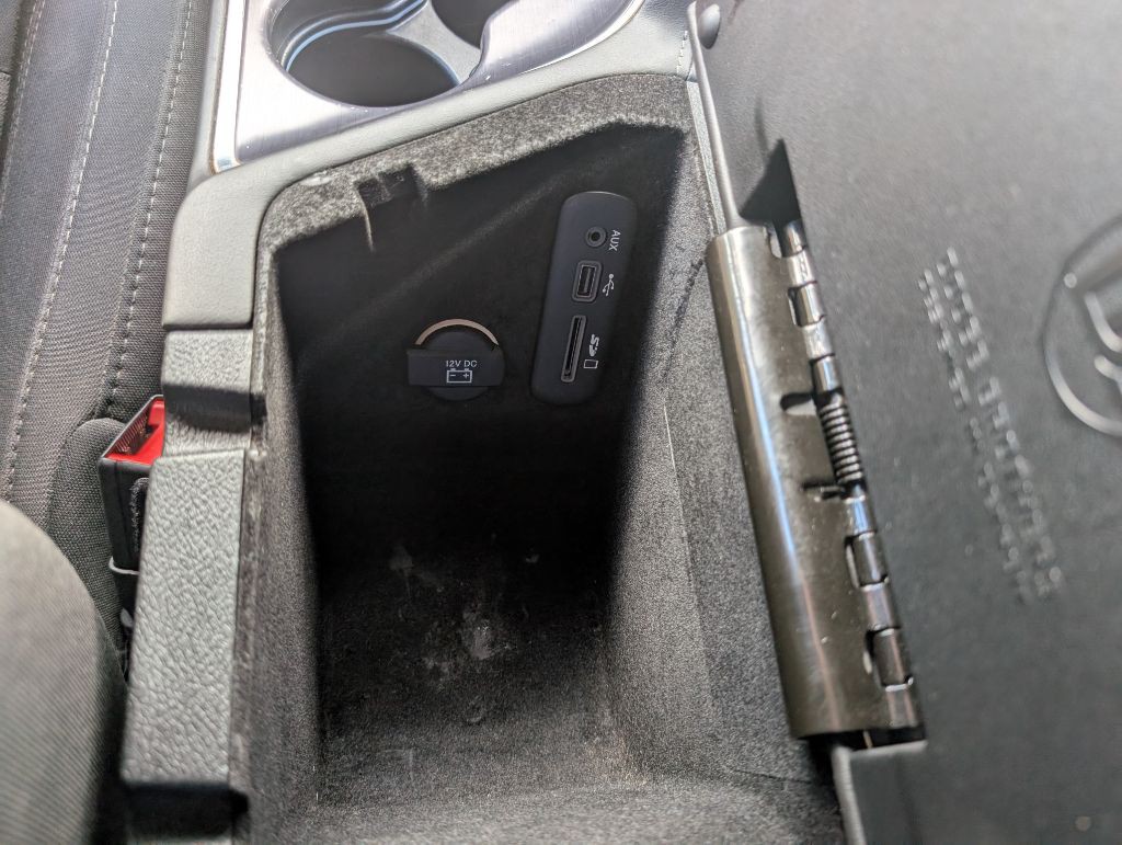 2017 Dodge Challenger Image 29