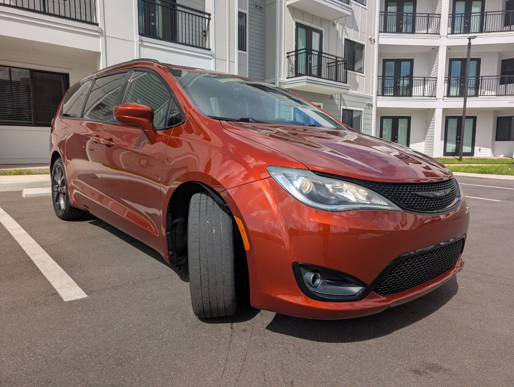 2018 Chrysler Pacifica Image 4