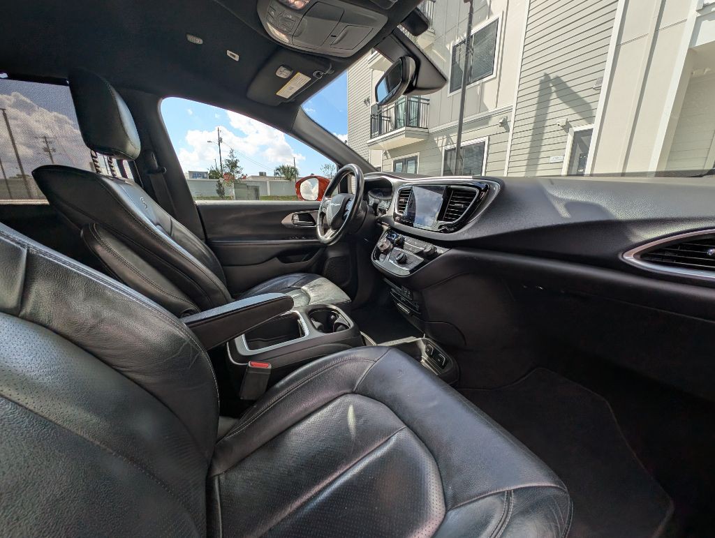 2018 Chrysler Pacifica Image 29