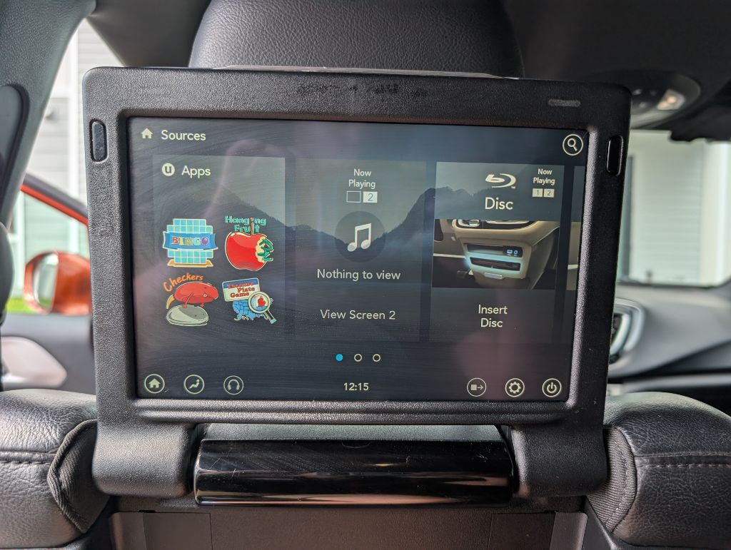2018 Chrysler Pacifica Image 44