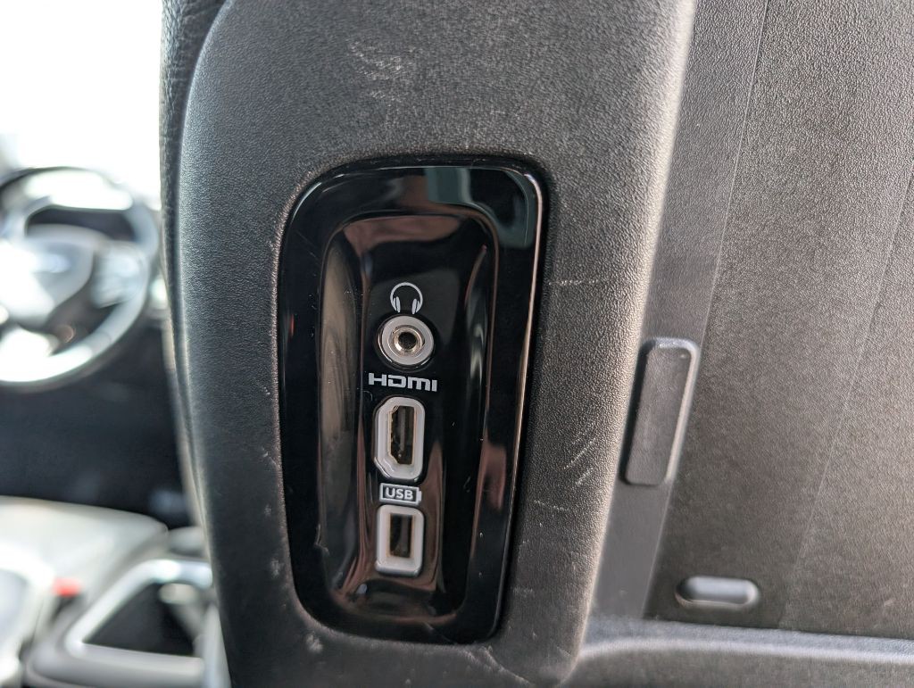 2018 Chrysler Pacifica Image 49