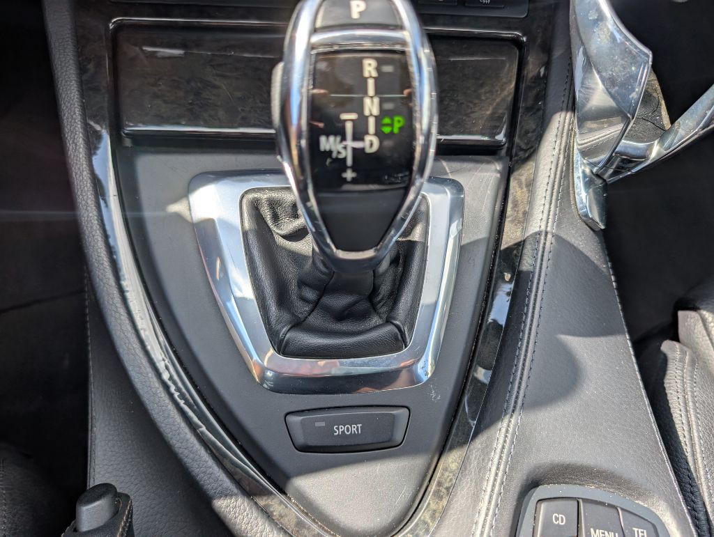 2010 BMW 6 Series Image 38