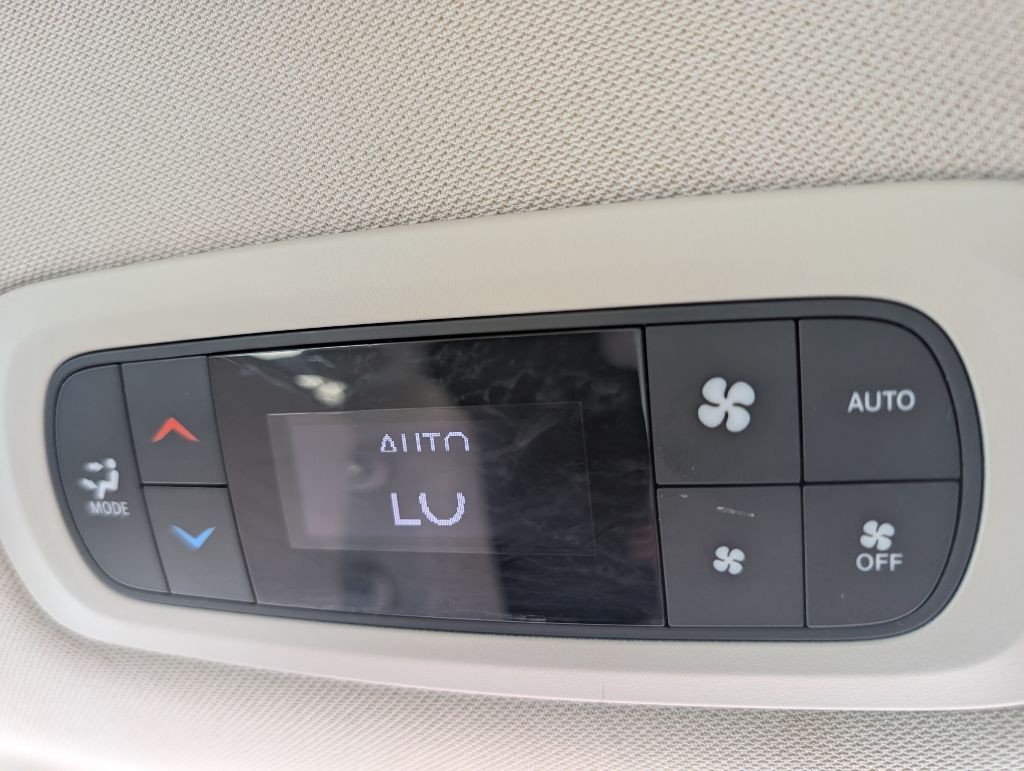 2017 Chrysler Pacifica Image 31