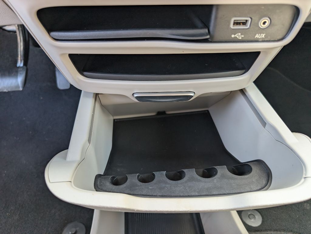 2017 Chrysler Pacifica Image 40