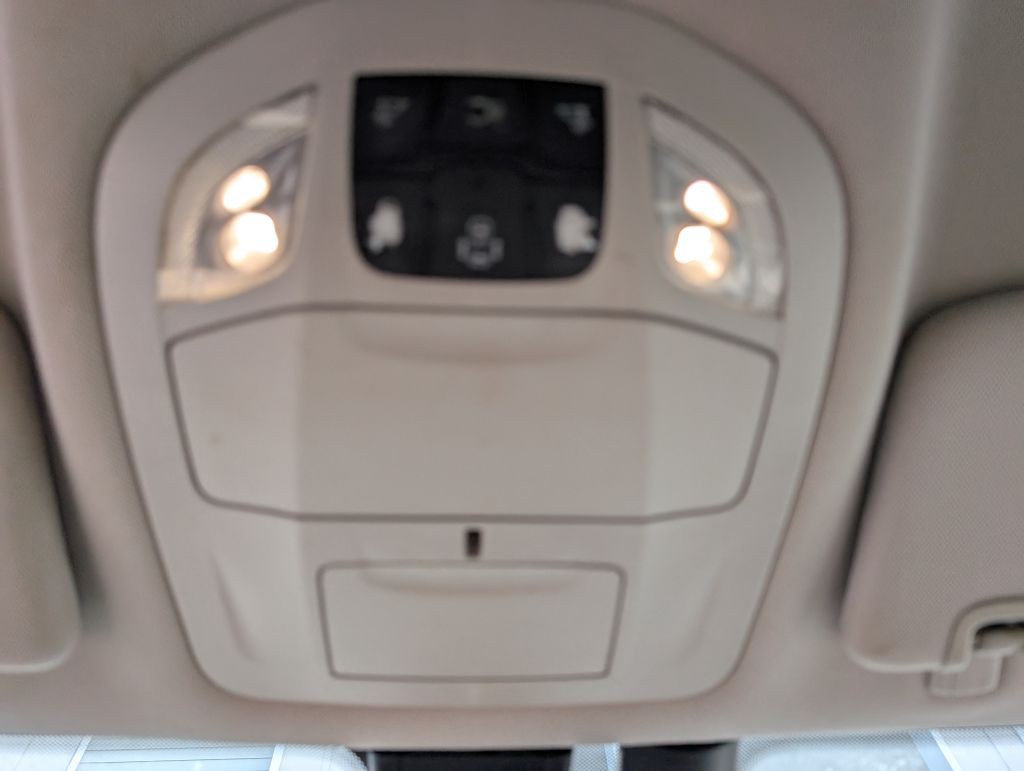 2017 Chrysler Pacifica Image 42