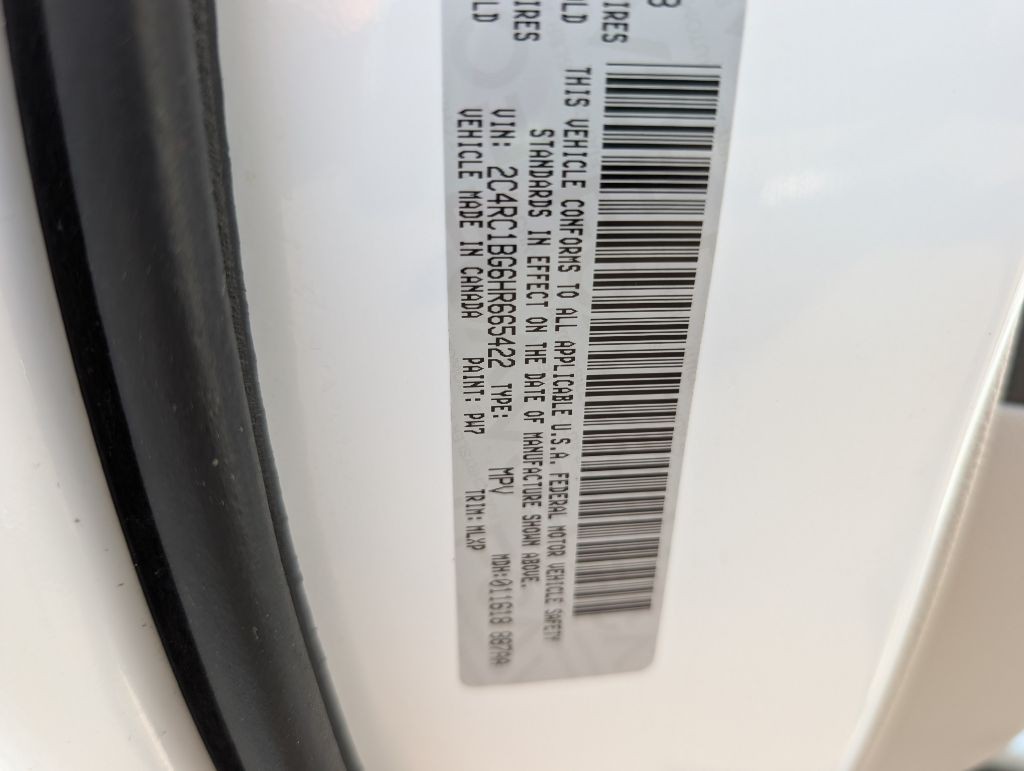 2017 Chrysler Pacifica Image 43