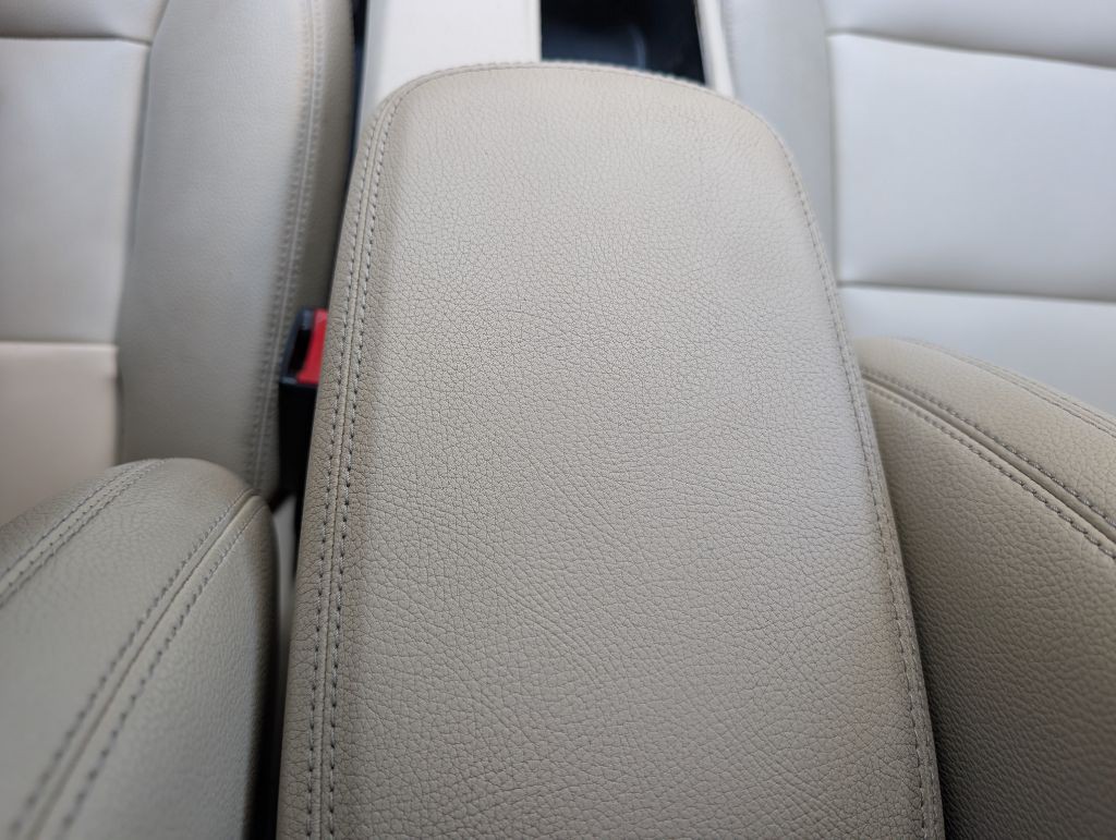 2014 Mercedes-Benz CLA-Class Image 34