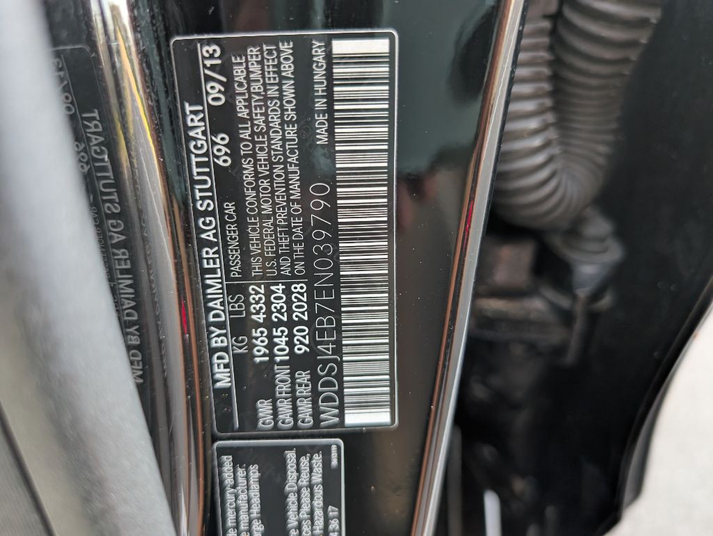 2014 Mercedes-Benz CLA-Class Image 38