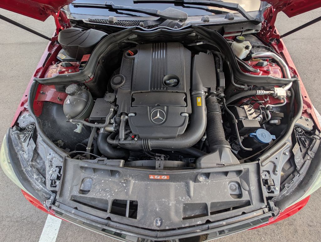 2014 Mercedes-Benz C-Class Image 33