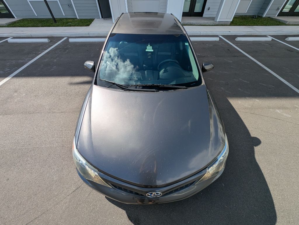 2014 Toyota Camry Image 2