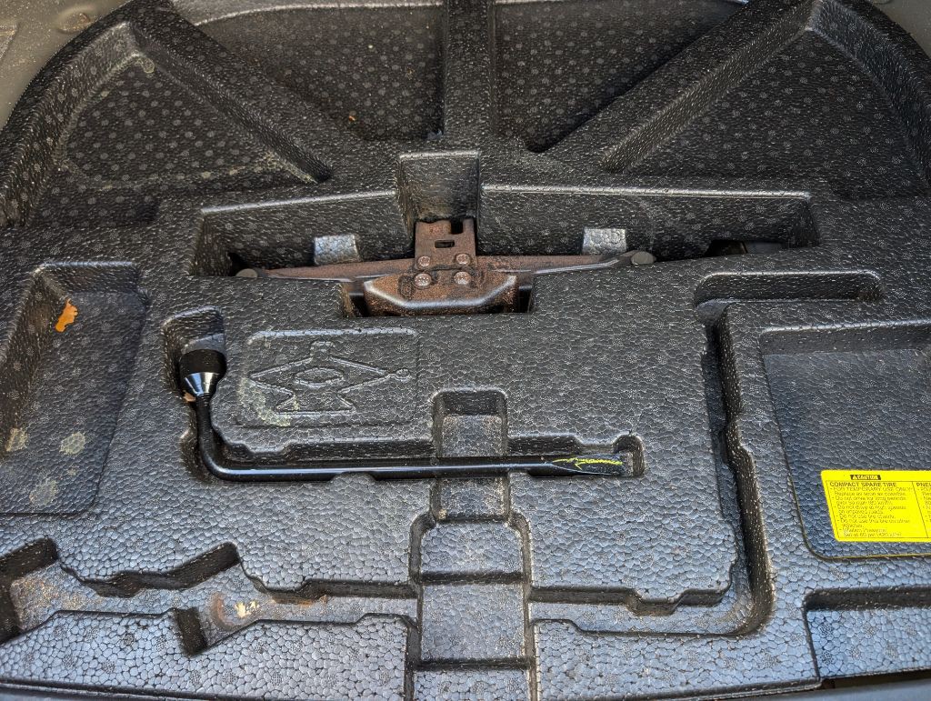 2014 Toyota Camry Image 13