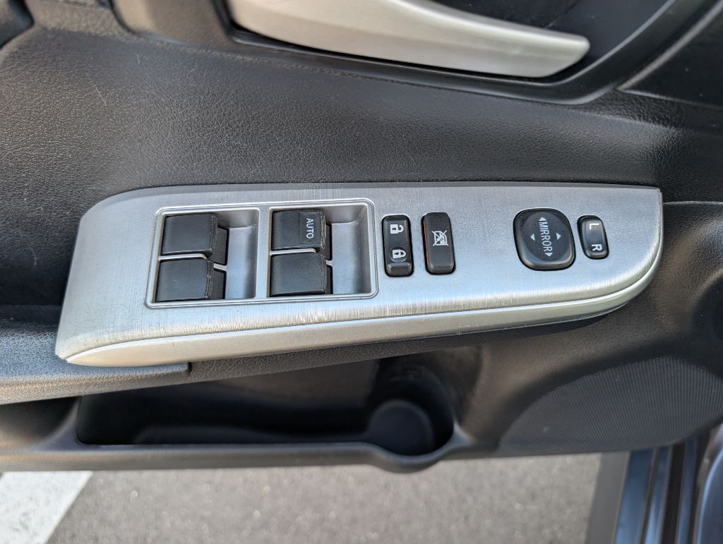 2014 Toyota Camry Image 28