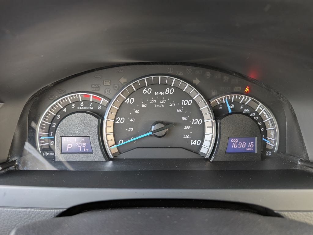 2014 Toyota Camry Image 31