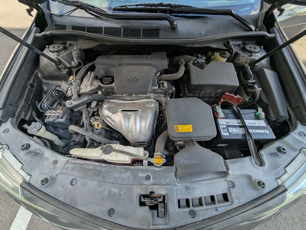 2014 Toyota Camry Image 42