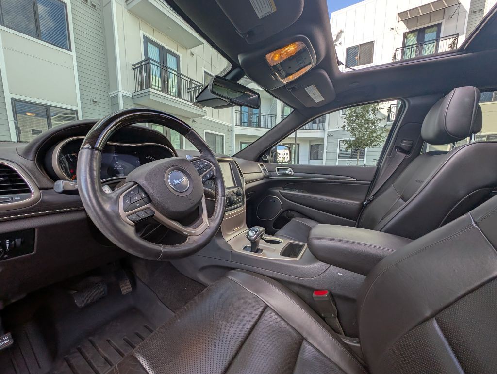 2015 Jeep Grand Cherokee Image 16