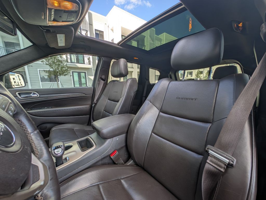 2015 Jeep Grand Cherokee Image 17