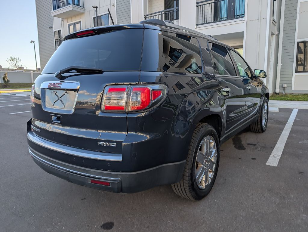 2017 GMC Acadia Image 7