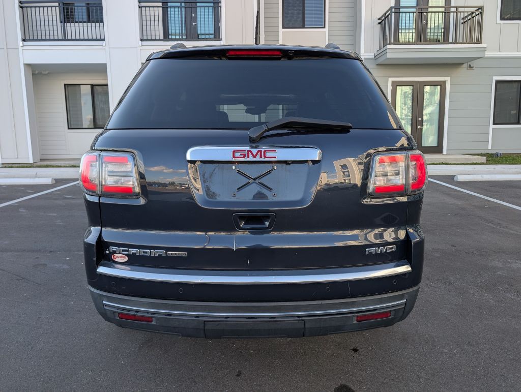 2017 GMC Acadia Image 8