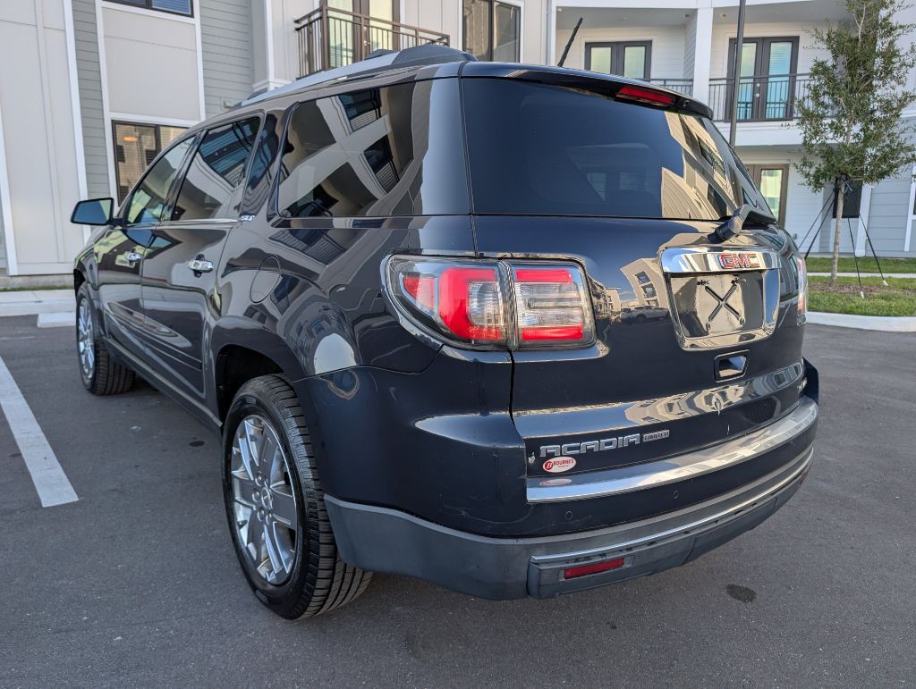 2017 GMC Acadia Image 10