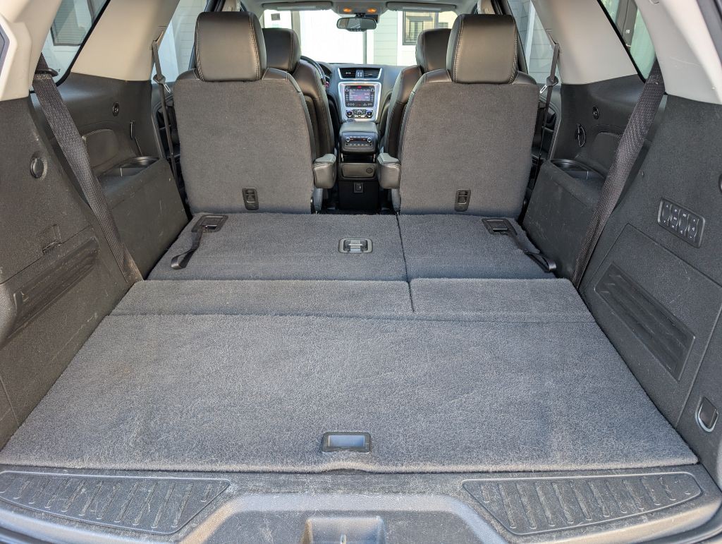 2017 GMC Acadia Image 11