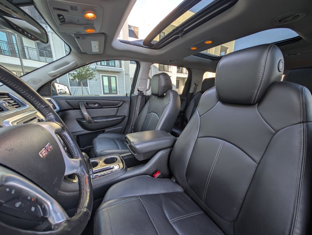 2017 GMC Acadia Image 19