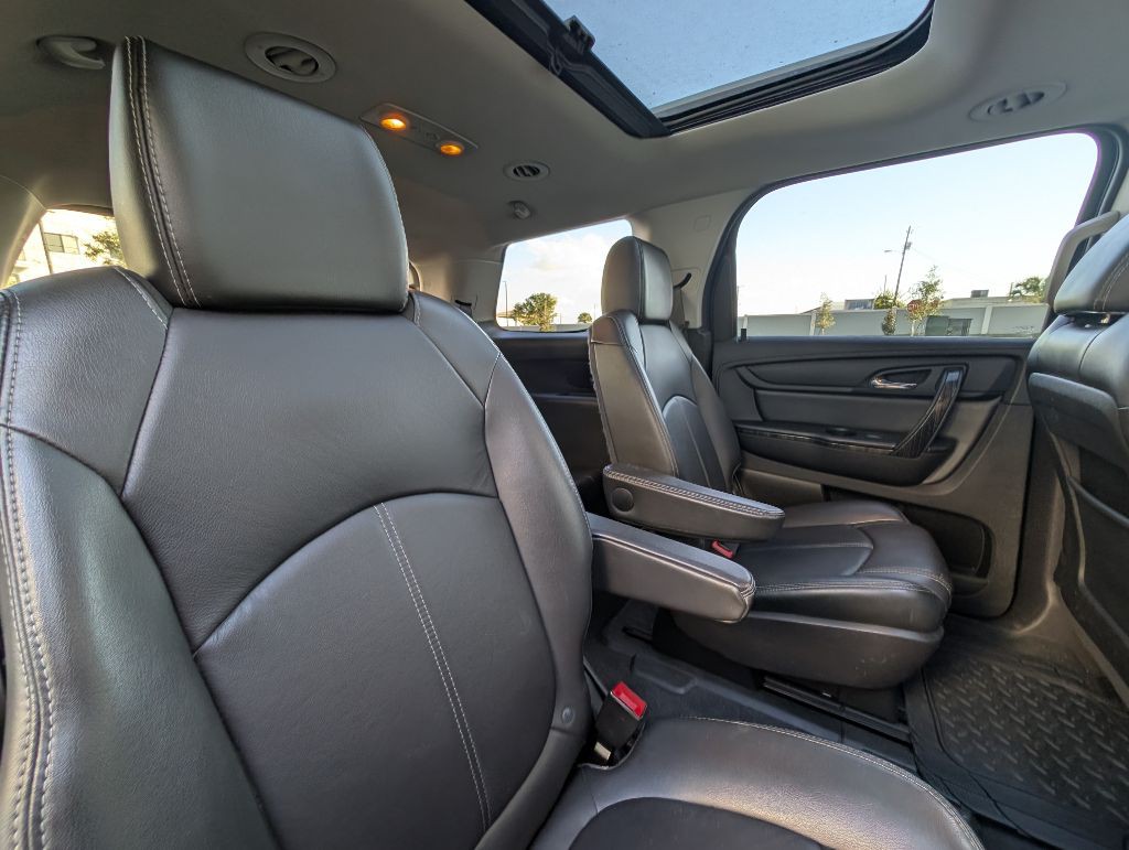 2017 GMC Acadia Image 26
