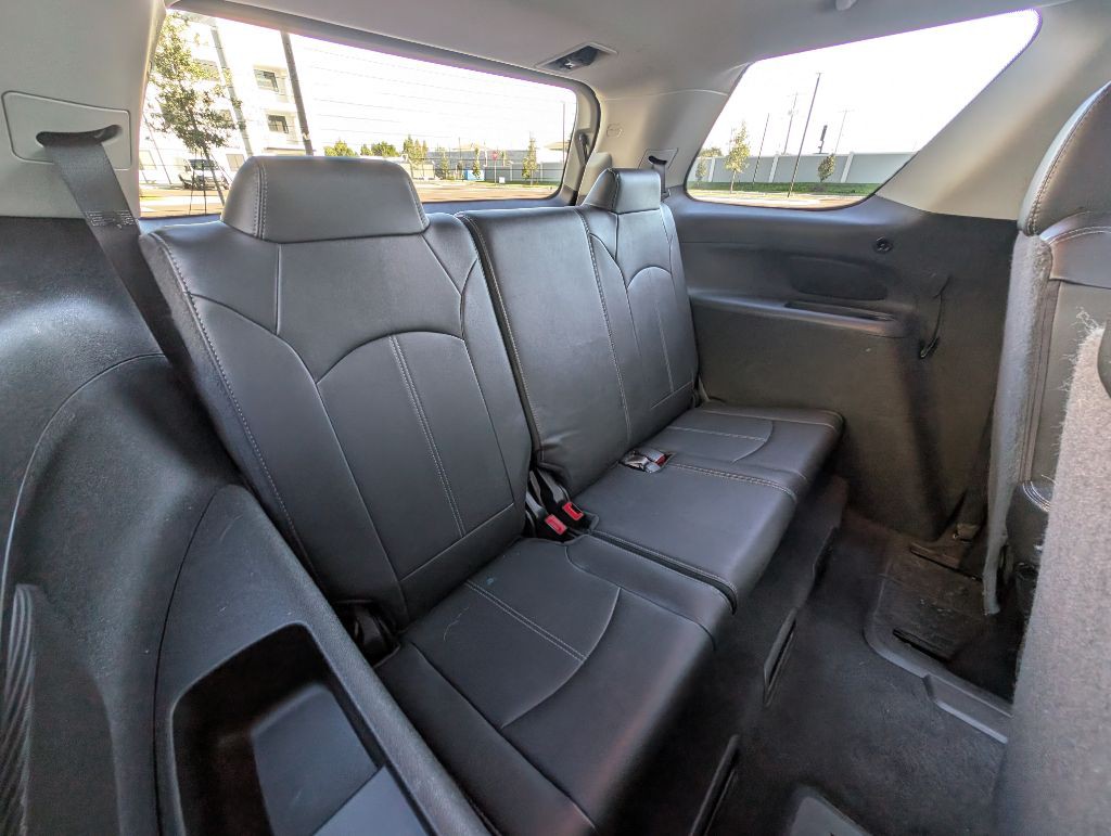 2017 GMC Acadia Image 27