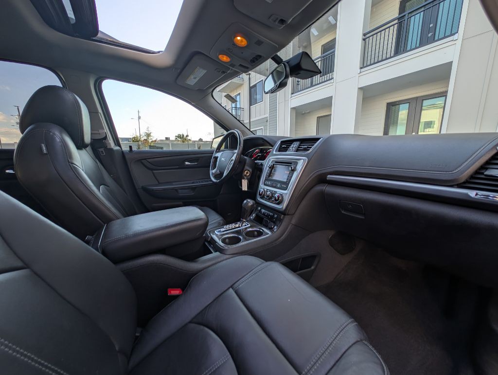 2017 GMC Acadia Image 29