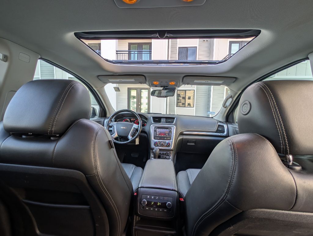 2017 GMC Acadia Image 32