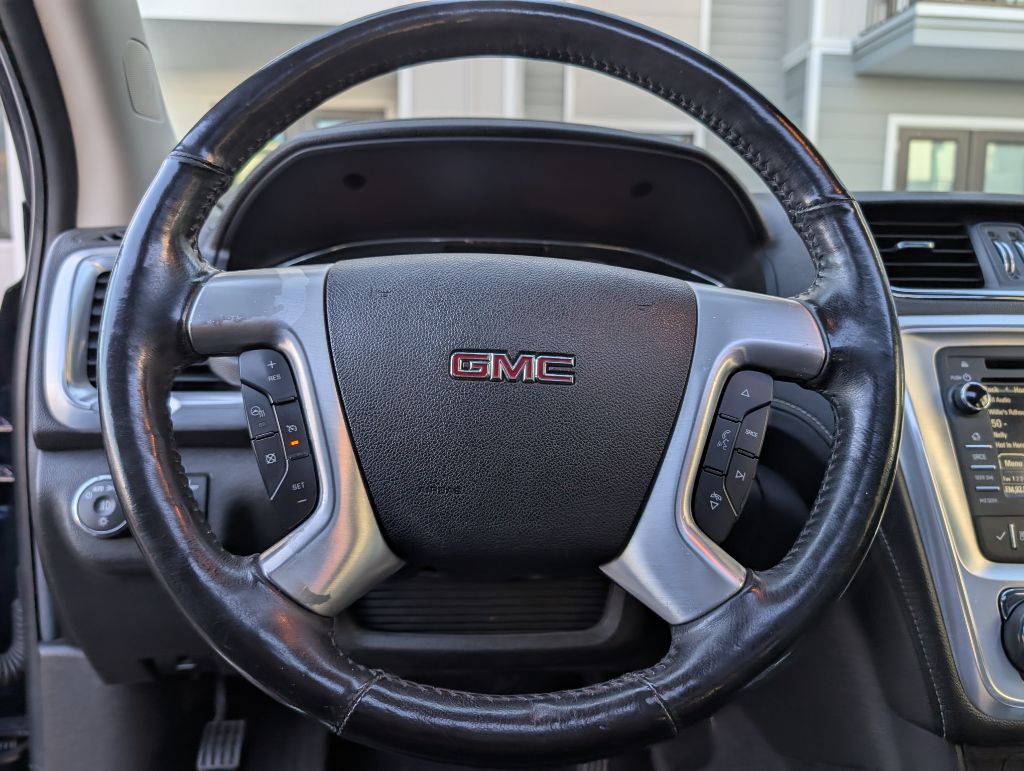 2017 GMC Acadia Image 37