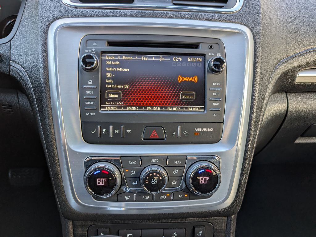 2017 GMC Acadia Image 39