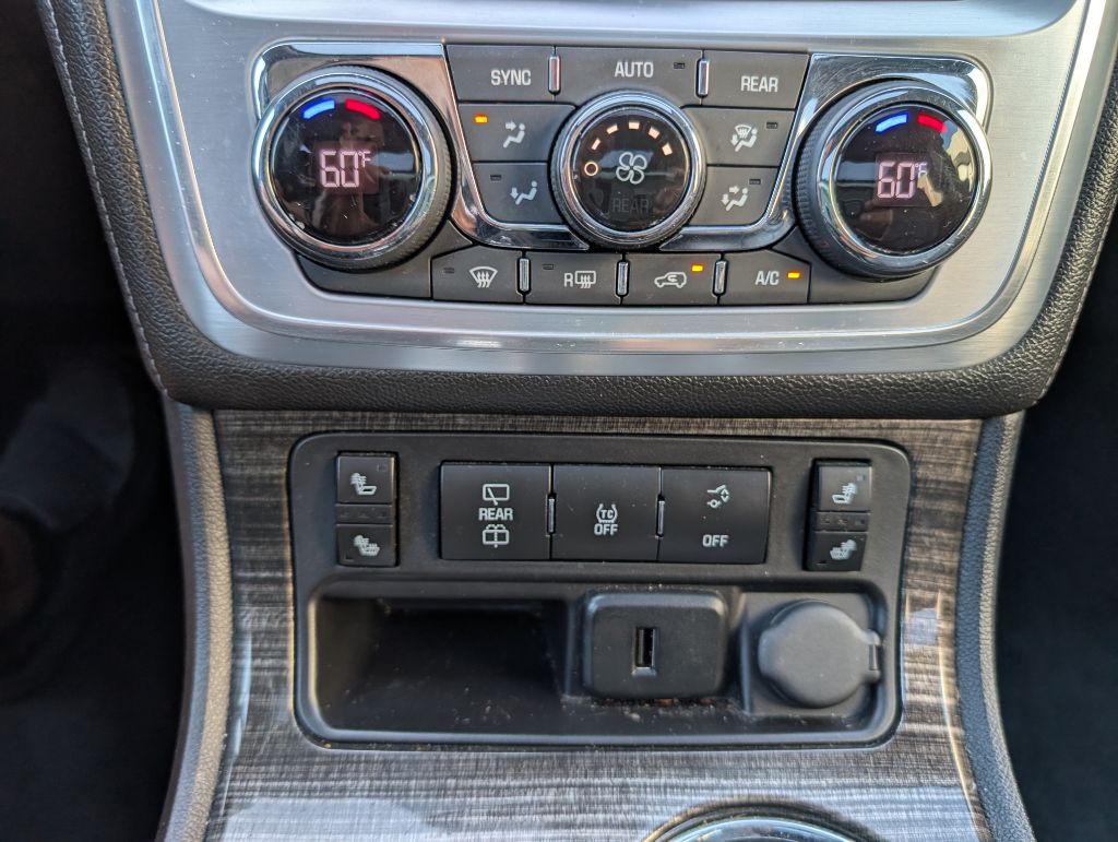 2017 GMC Acadia Image 42