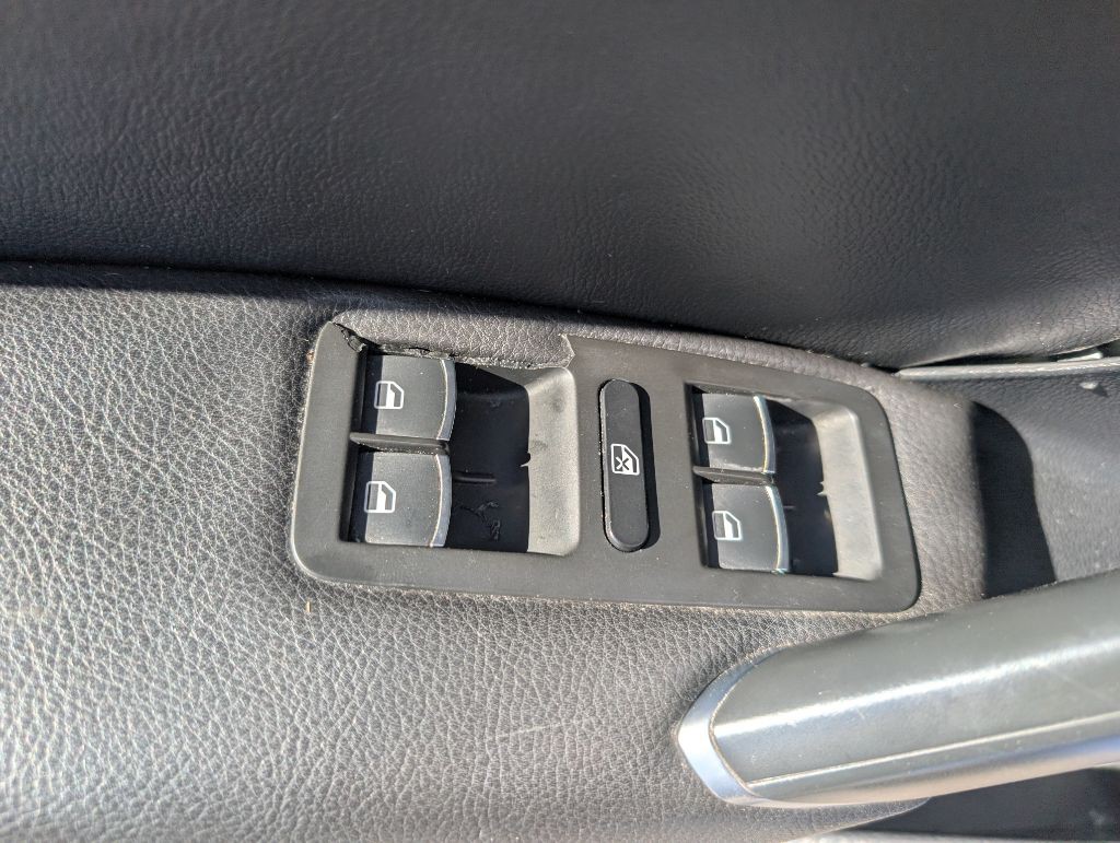 2017 Volkswagen Passat Image 27