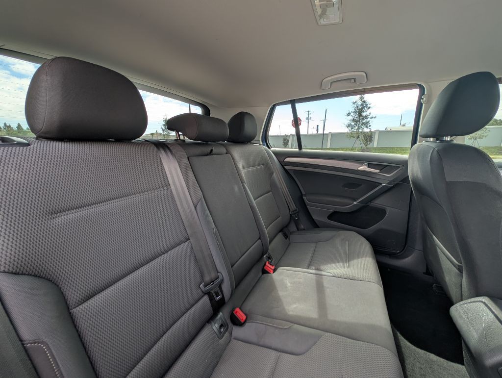 2019 Volkswagen Golf Image 19
