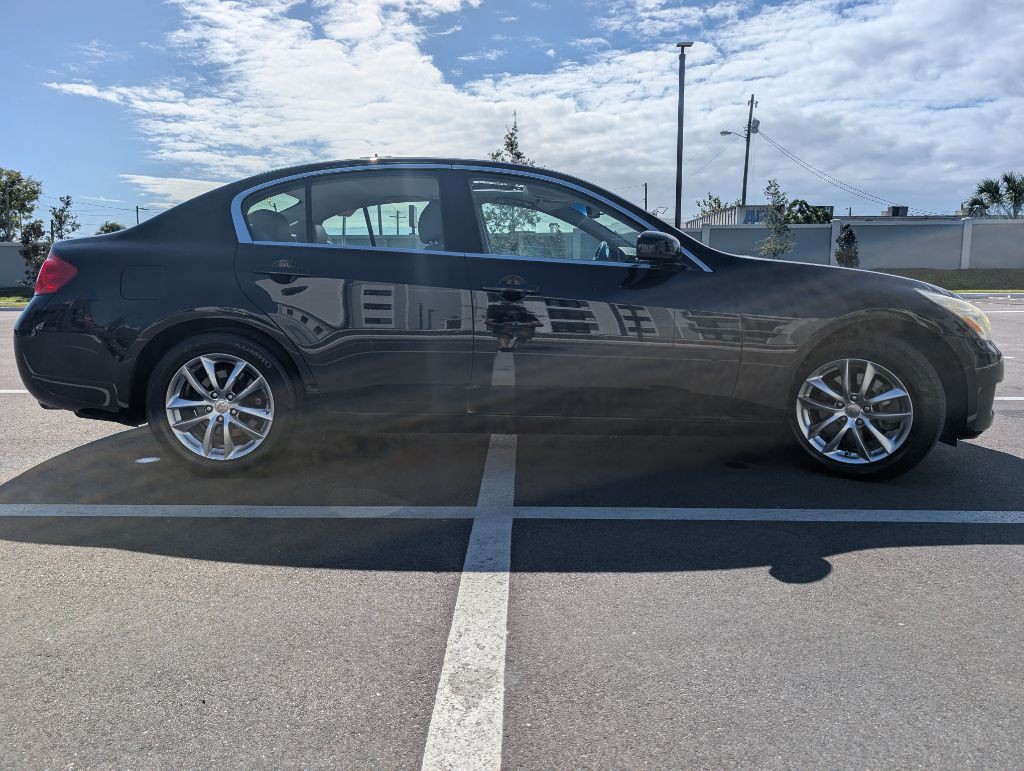 2007 INFINITI G35 Image 5