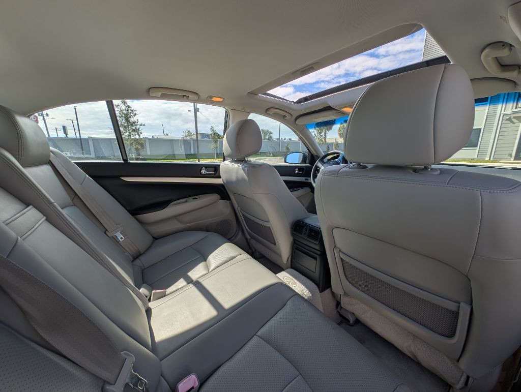 2007 INFINITI G35 Image 18
