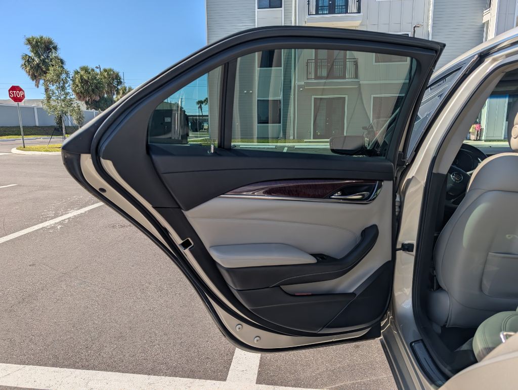 2014 Cadillac CTS Image 16