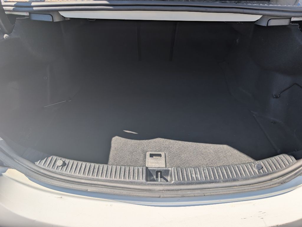 2018 Mercedes-Benz C-Class Image 12