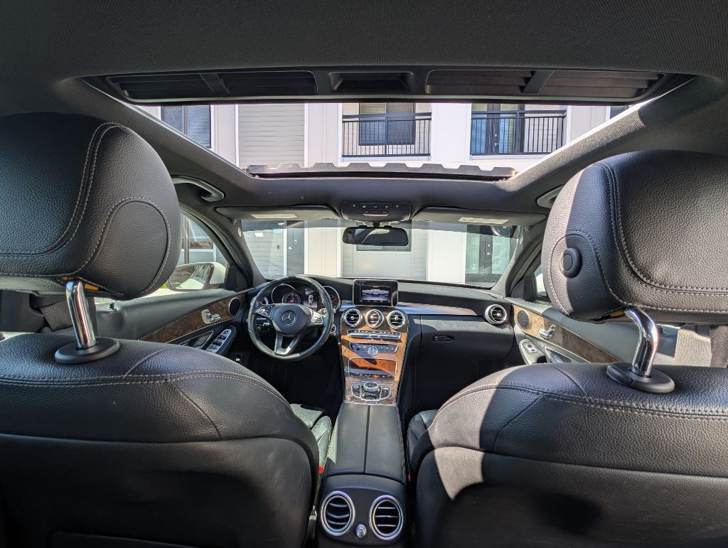 2018 Mercedes-Benz C-Class Image 26