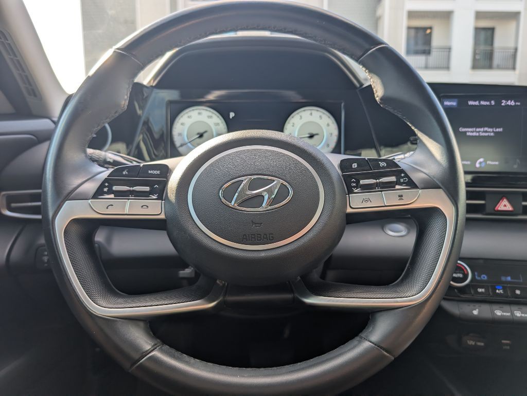 2022 Hyundai Elantra Image 30
