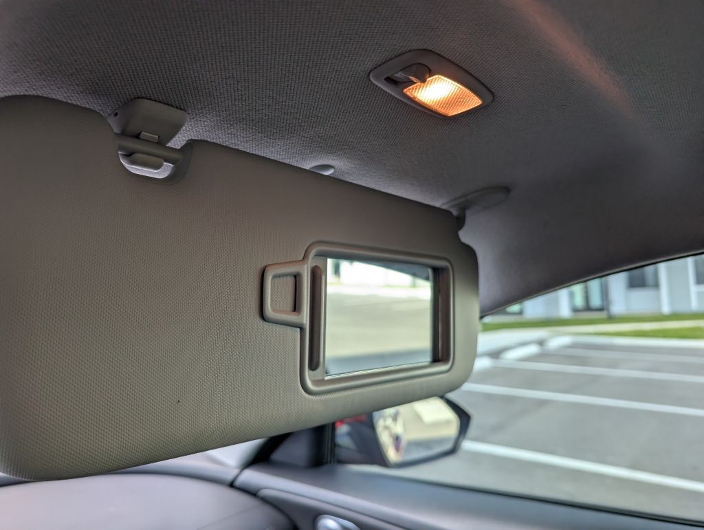 2022 Hyundai Elantra Image 38